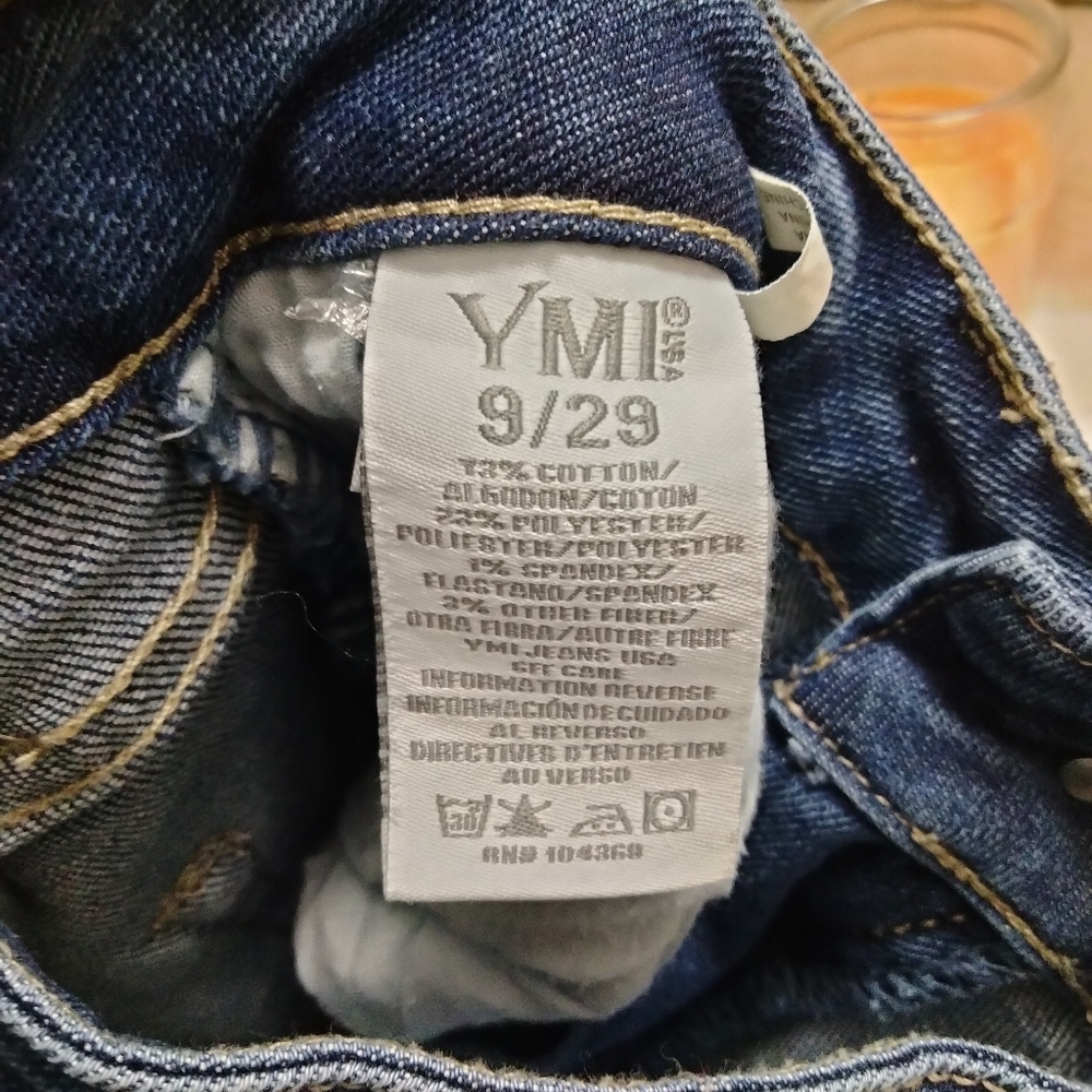 Jeans - Picture 3 of 4